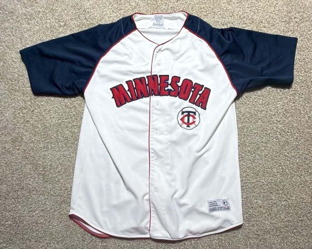 Dynasty Minnesota Twins MLB Baseball Button Up Blue White Red Men's Size L
